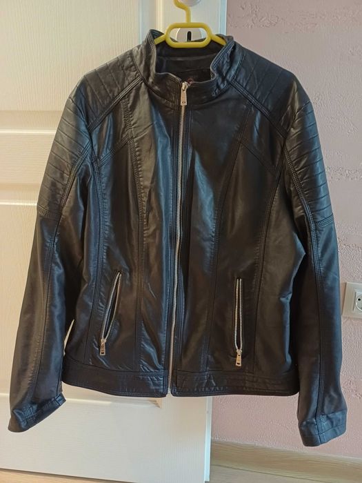 Ново кожено яке от изкуствена кожа