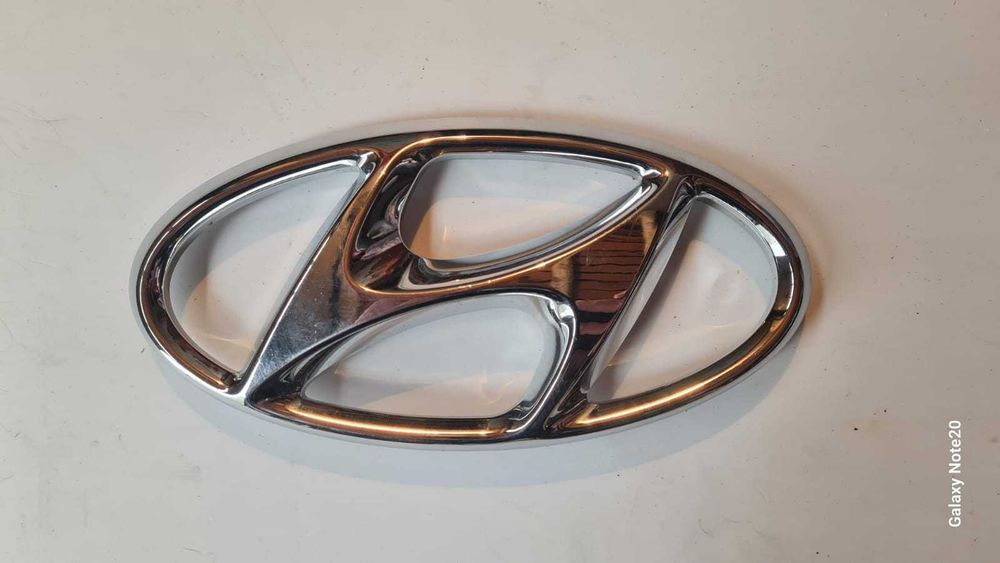 Hyundai Creta ( кнопка багажника )