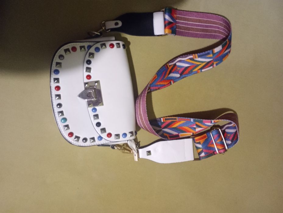 Страхотна цветна дамска чанта