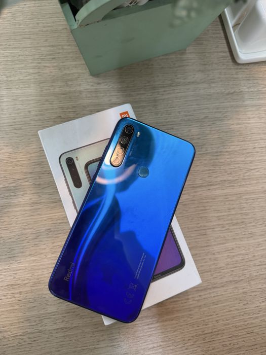 Продам телефон редми нот8 в идеальном состоянии