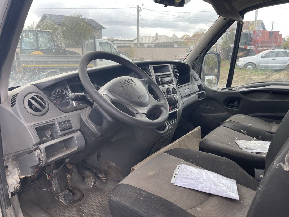 Iveco Daily cabina doka (7locuri ) din 2011