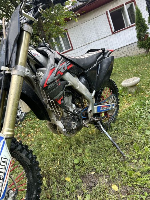 vând HONDA CRF 250r
