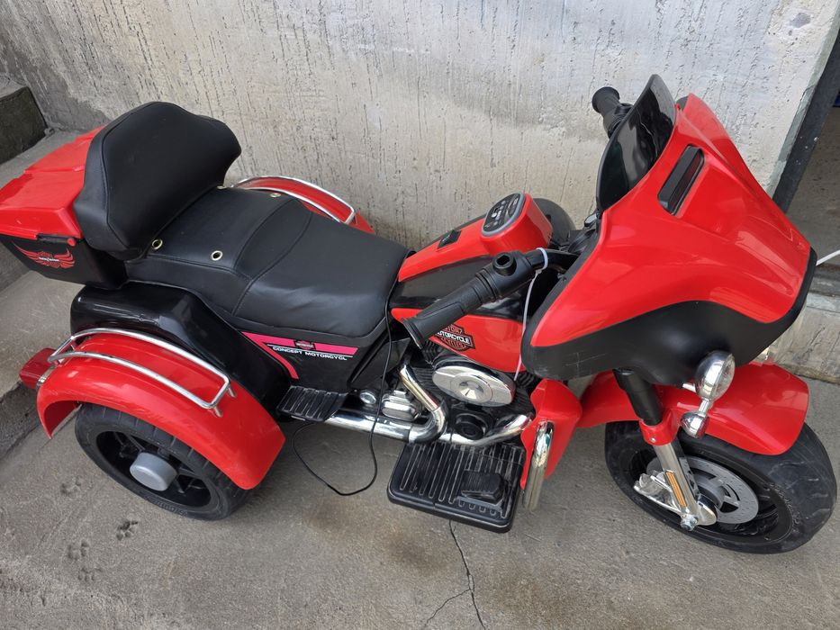 Детский электрический мотоцикл.