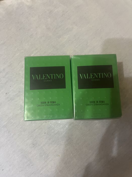 Apa de parfum,100 ml,noi sigilate