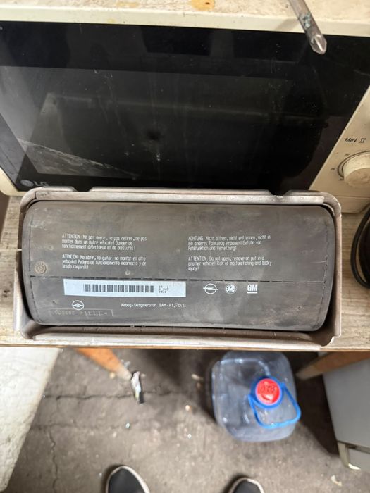 Подушка безопасности Opel Omega B
