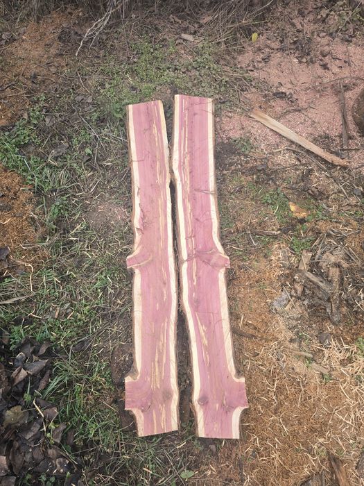 Vând 2 buc lemn de cedru pentru masa epoxy