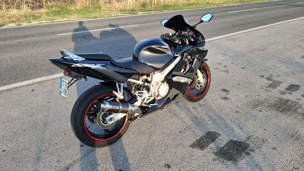 Honda CBR F4i.      .