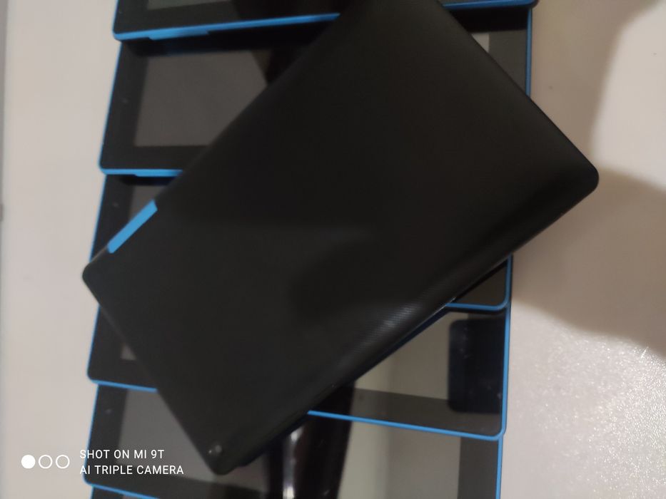 Продам планшет lenovo