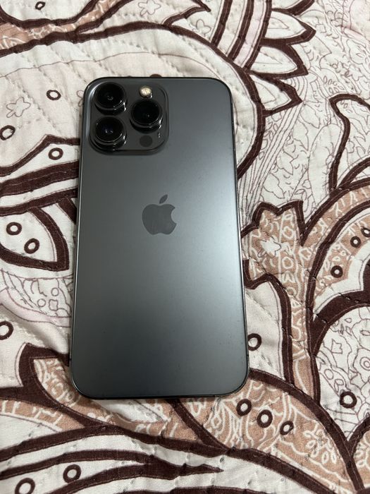 Продам iPhone 13 Pro 256 гб айфон