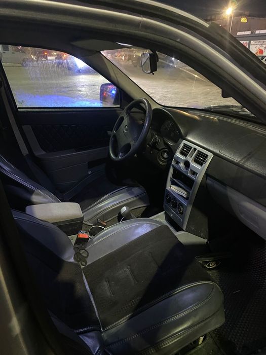 Лада приора первого поколения