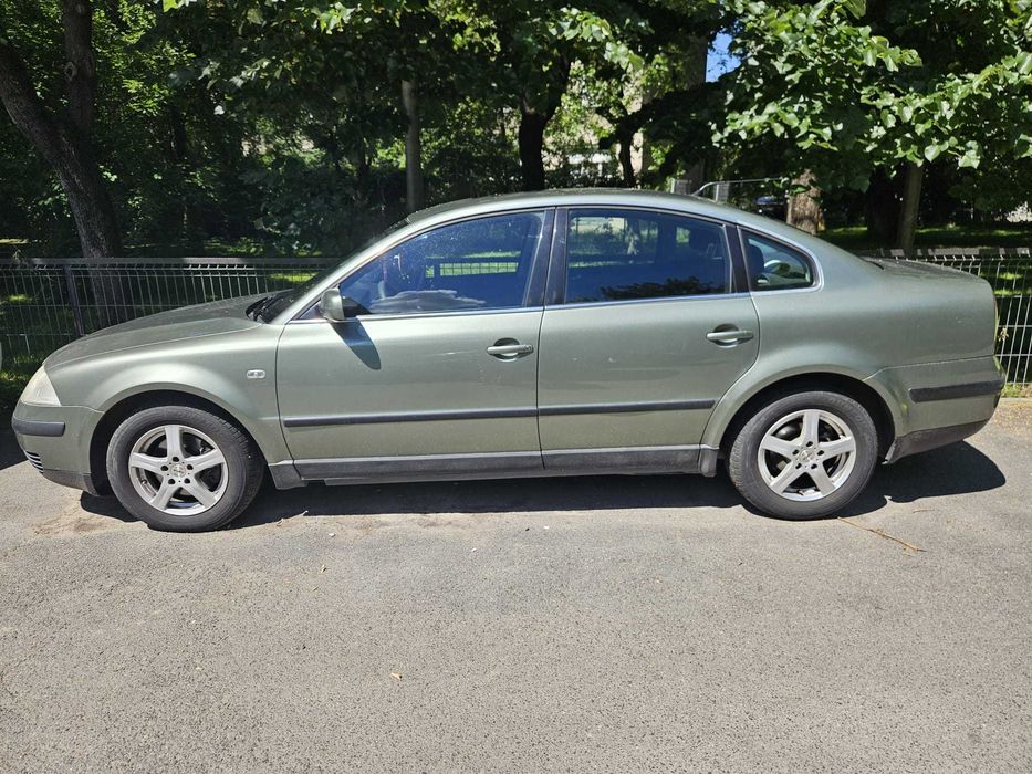 VOLKSWAGEN Passat 2003 — imagine 3