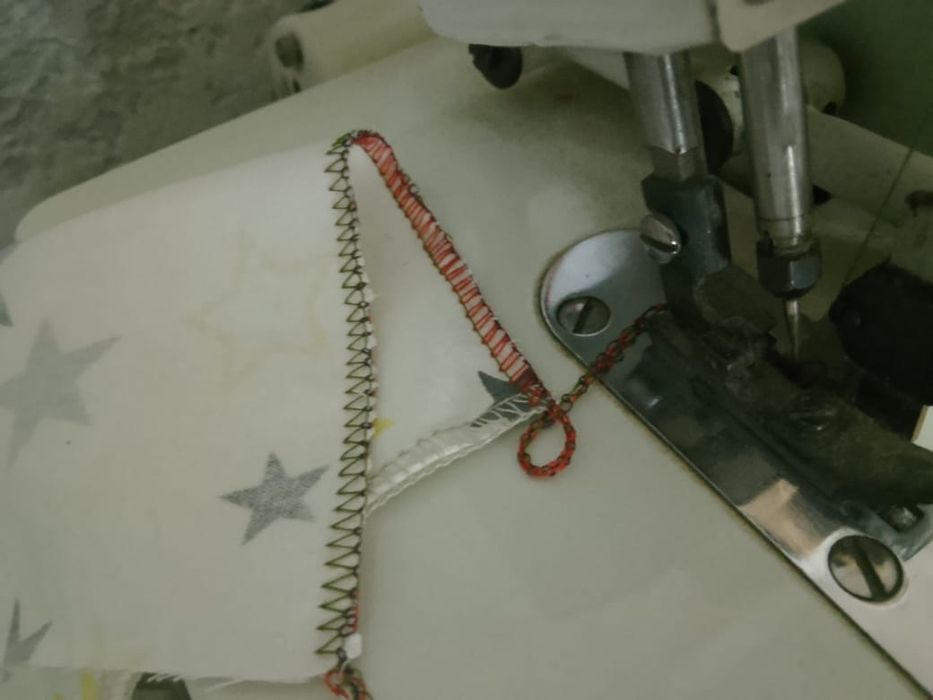 Оверлок CITIZEN в рабочем состоянии