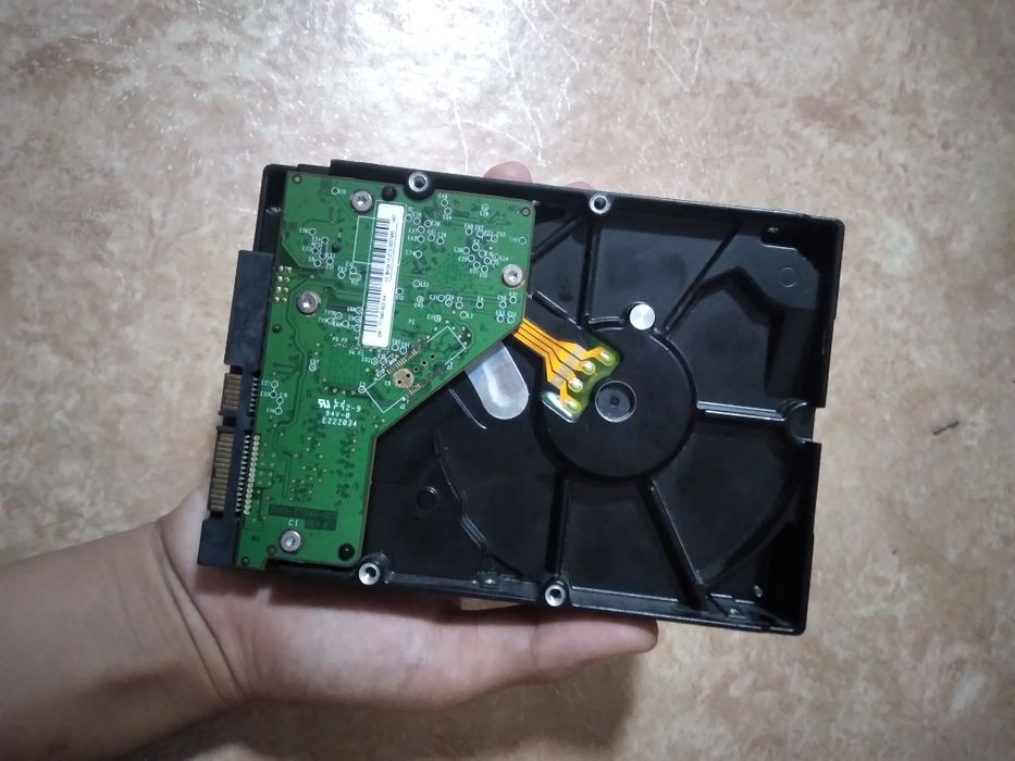 Продам жесткий диск