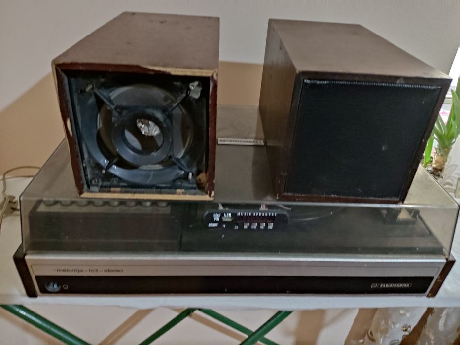 Усилитель с колонками