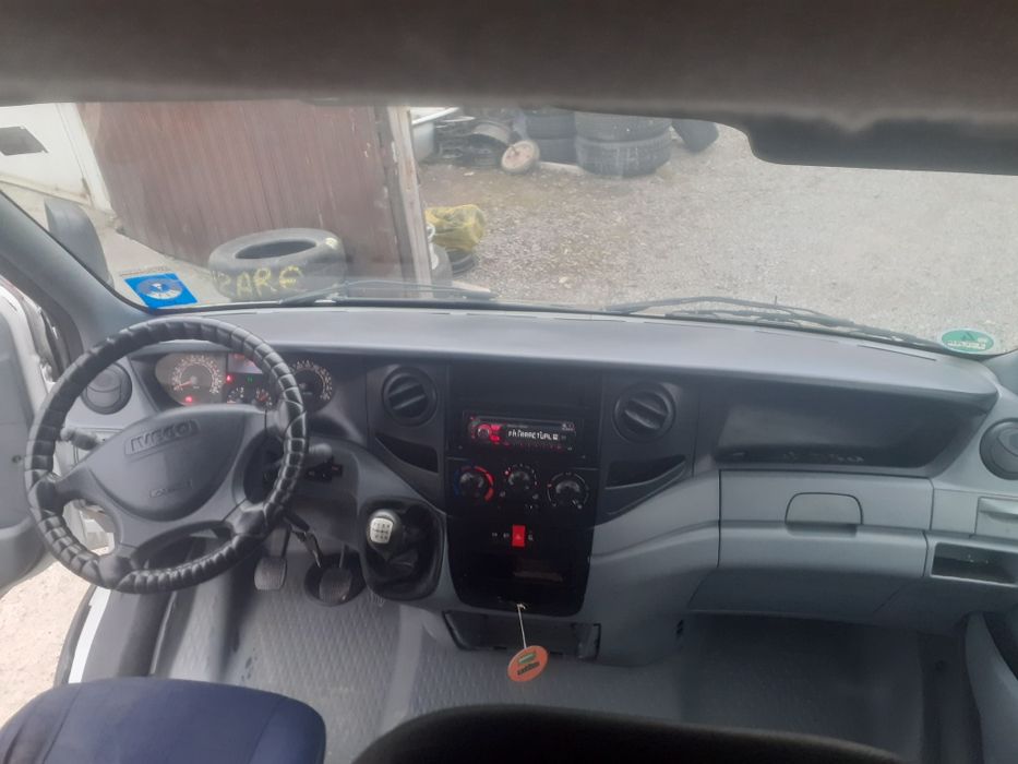 Iveco 35s18,6 locuri+marfa!!!