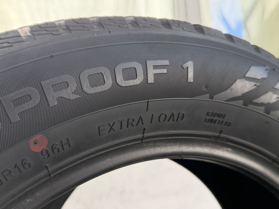 205/60/16 Nokian 2Броя: 100€ 7мм