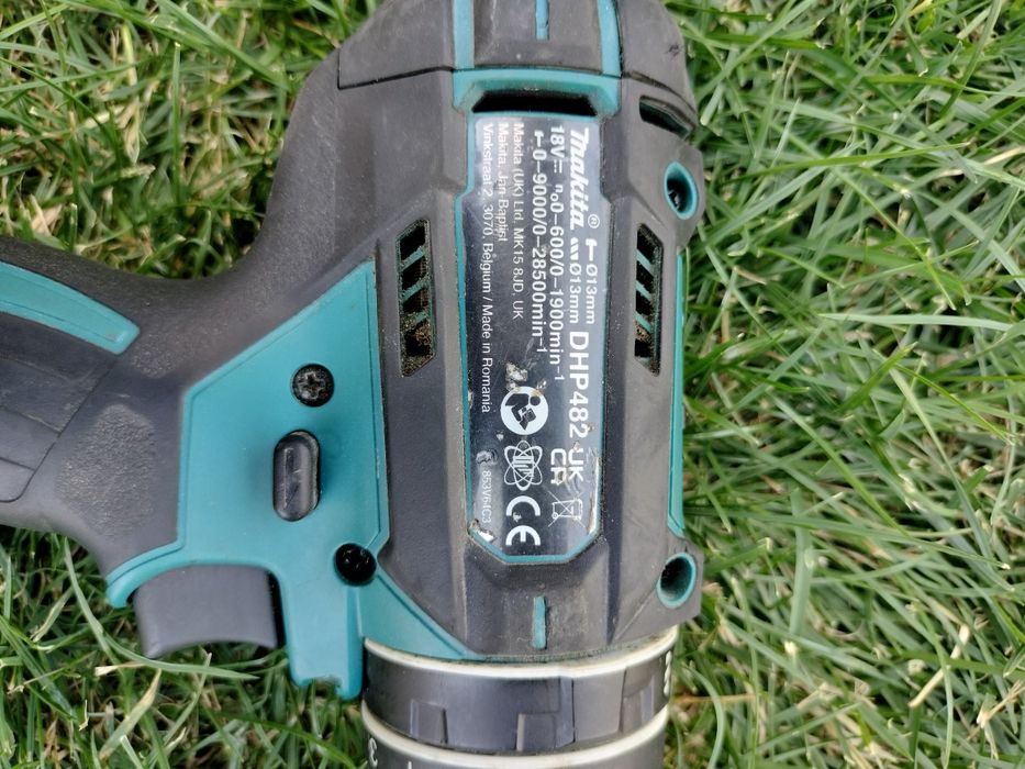 Makita dhp 482 defectă