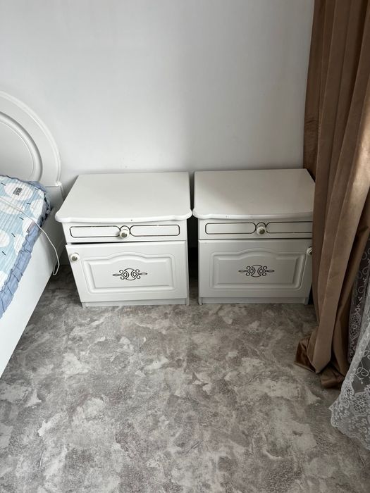 Продам спальный гарнитур