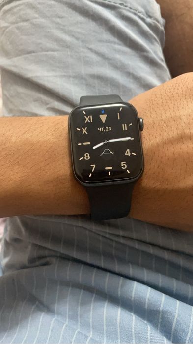 Продам часы срочно