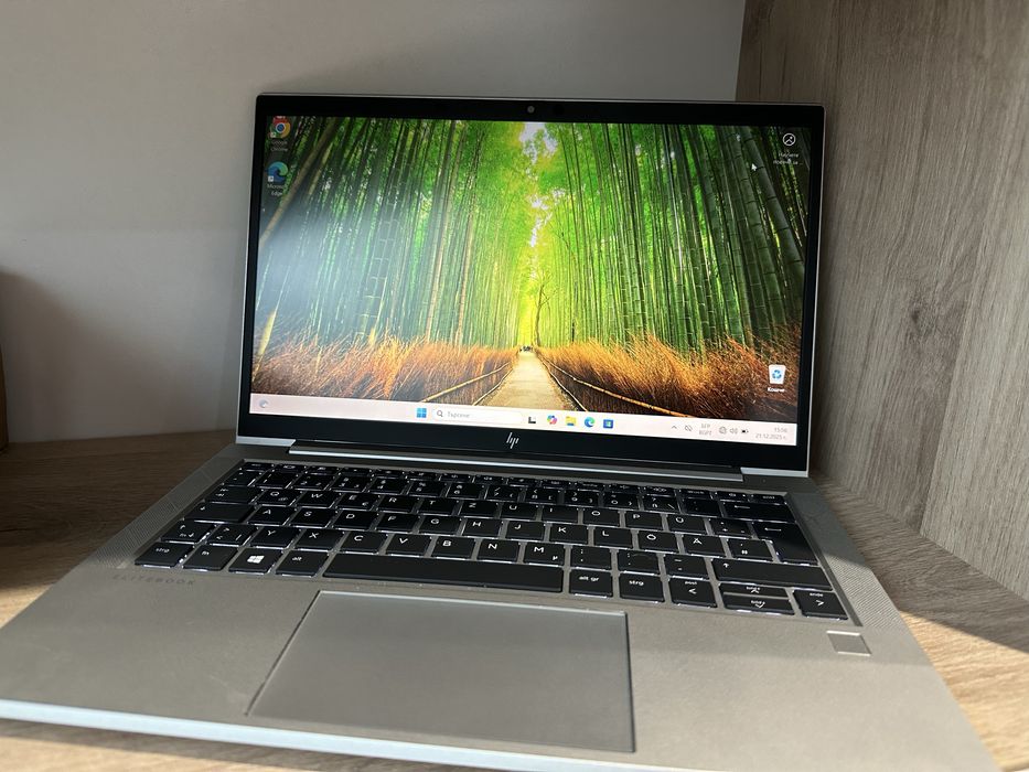 HP Elitebook 835 G8