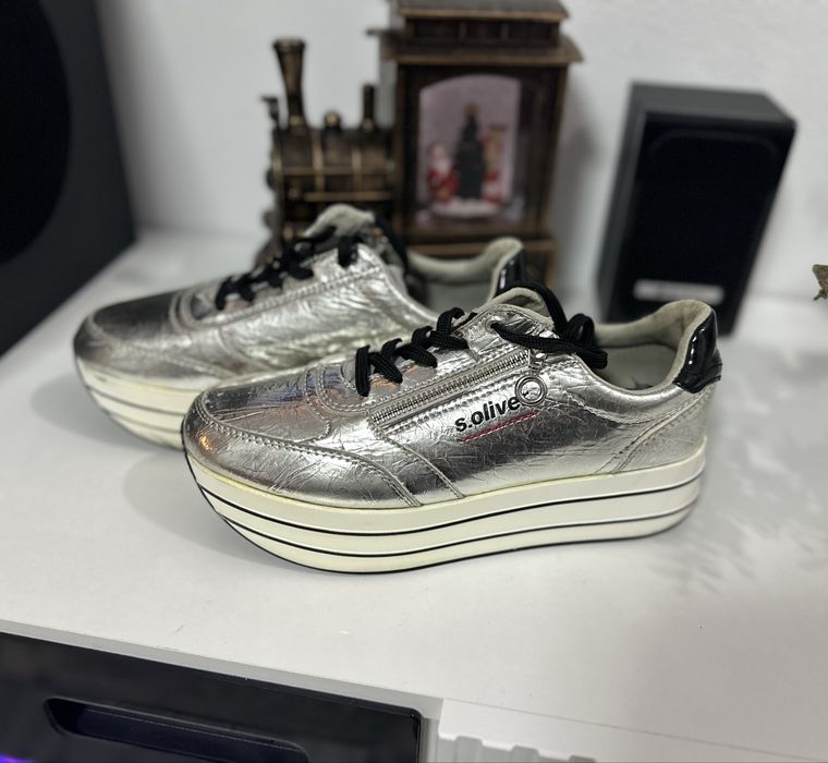 Adidasi dama S. oliver cu platforma