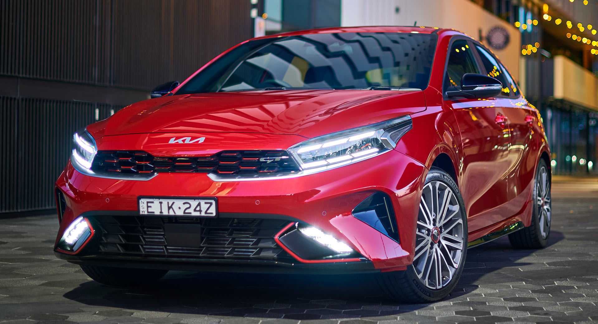 Б л с 2023. Киа Серато 2022. Новый Киа Церато 2022. Kia Церато 2022. Kia Cerato 2022 gt line.