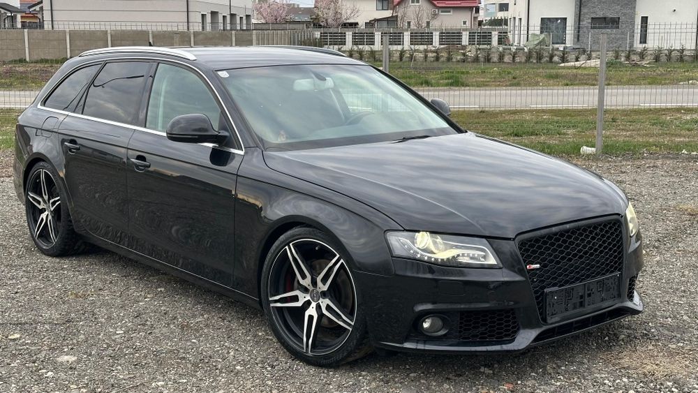 Audi A4 B8 S-Line 2.0 TDI Navi/Manual/Bi-xenon/transport gratuit