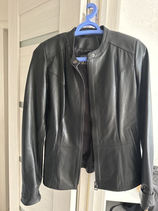 Кожаная куртка размер S