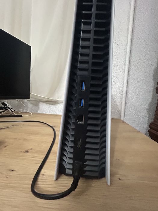 Vand playstation 5 1T