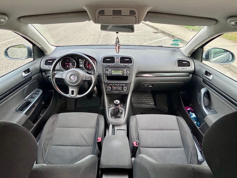 Golf 6,1.6tdi manual 2011  !!RASPUND LA MESAJE IN PRIVAT !!!