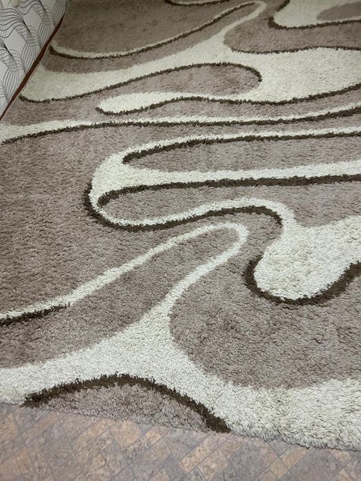 Продам ковер травка