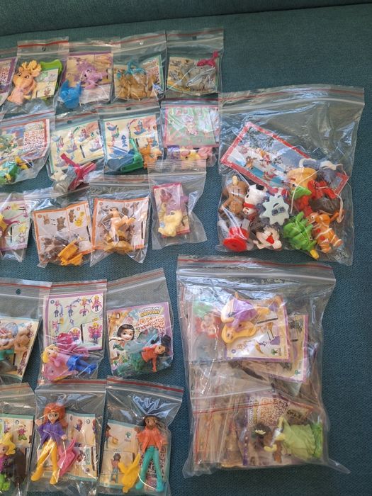 Голяма лот kinder surprise,joy