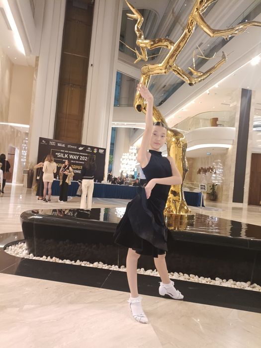 Рейтинговое платье на девочку