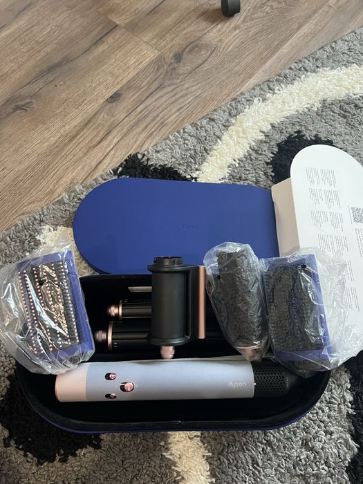 Dyson airwrap complete long special gift edition