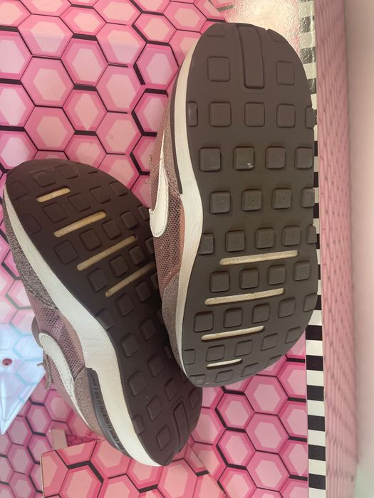 Удобни проветриви маратонки Nike 27н, подх за близнаци - 2 чифта, 20лв