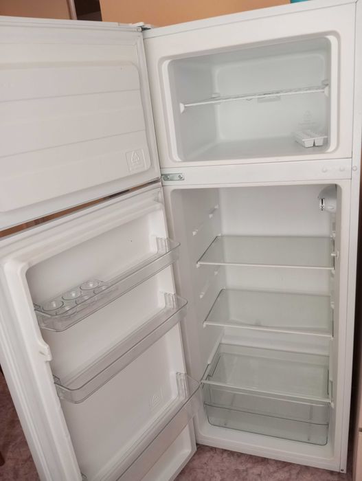 Холодильник компактный