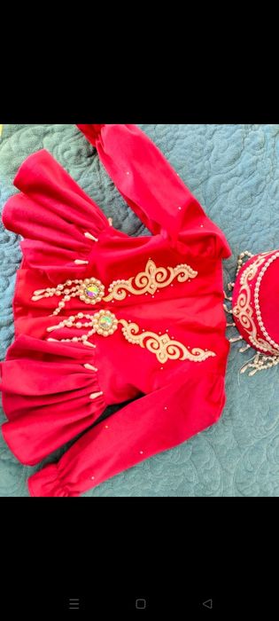 Продам национальный костюм для девочки!