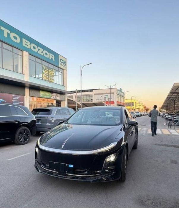 **Hongqi  eqm5 2025 масла
