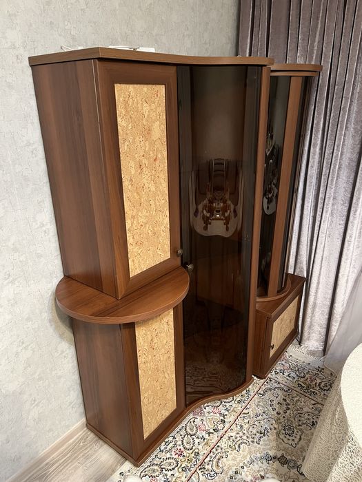 Продается сервант