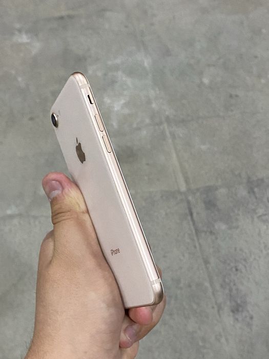 Iphone 8 64gb ideal gold
