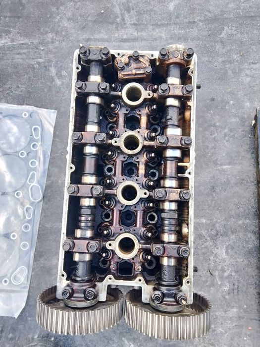 Головка мотора Mitsubishi RVR