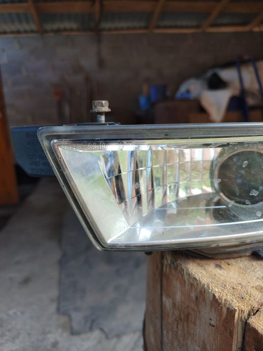 Туманки на Toyota altezza