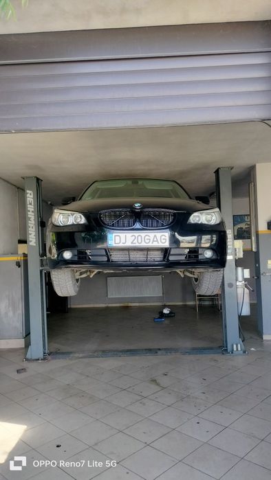 Mecanic  polish lac faruri