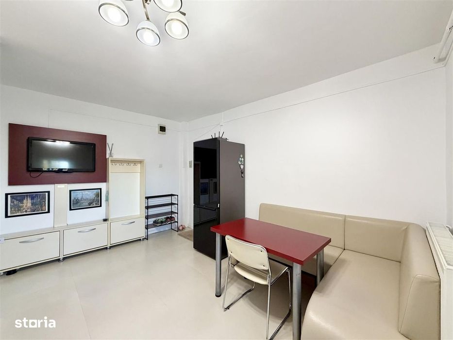 Apartament 2 camere, decomandat, mobilat si utilat, aer conditionat