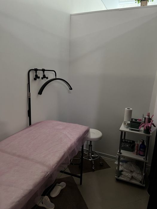 Сдается кушется в аренду в студии красоты