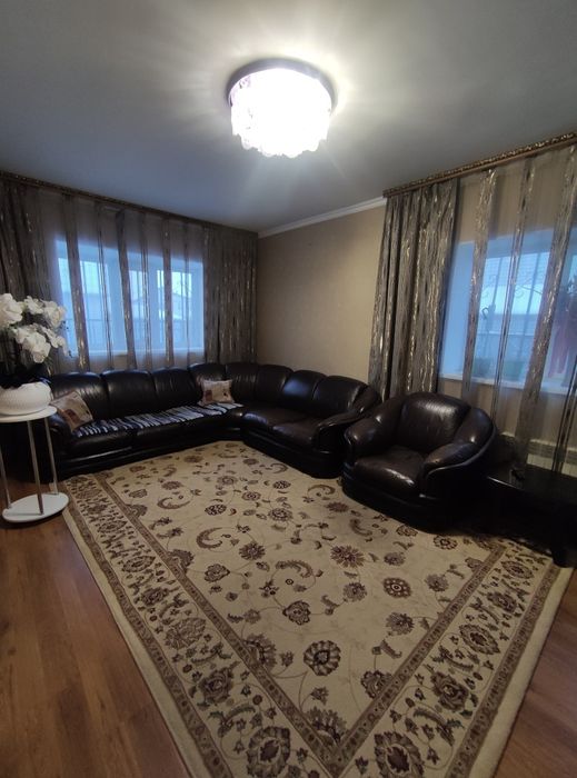 Продам дом в  черте города экологически ч