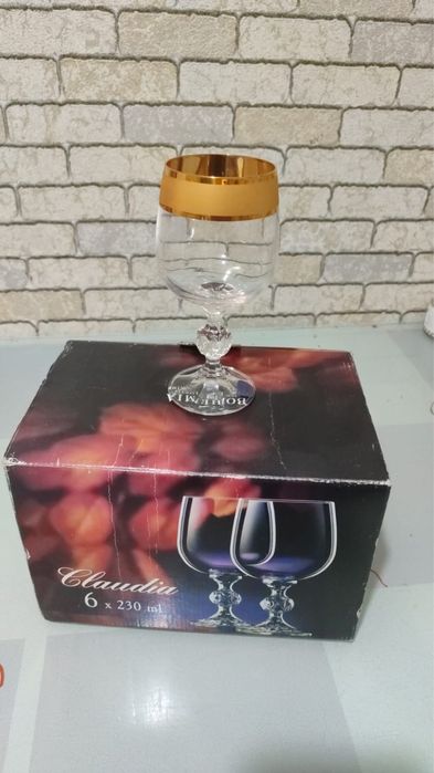 Бокалы 18 шт, 4 коробки