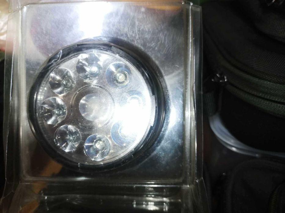 Зумери  СТАР БАЙТС  -ДИТЕКТе четири броя и лампа за палатка.