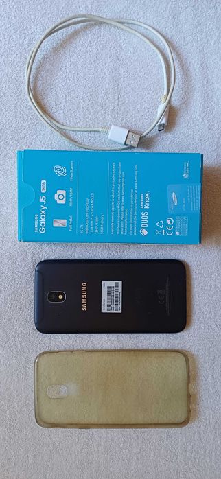 Продавам Samsung Galaxy J5