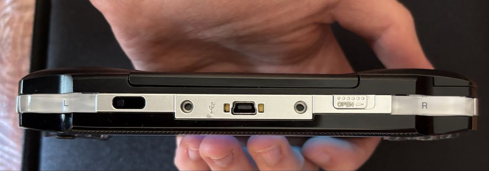 Psp 1000 - 64 gb sd, много игри